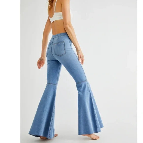 Free People Light Blue Flare Jeans - Picture 2 of 13